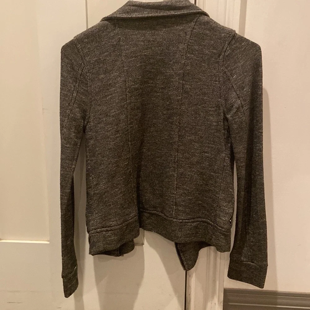Jacket - Picture 2 of 3